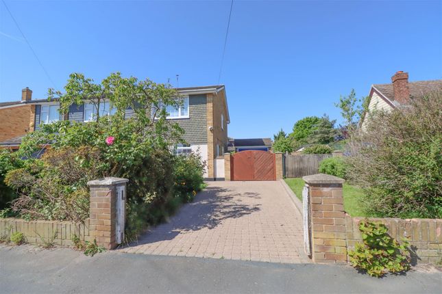 3 bed property, in Deirdre Avenue, £430,000