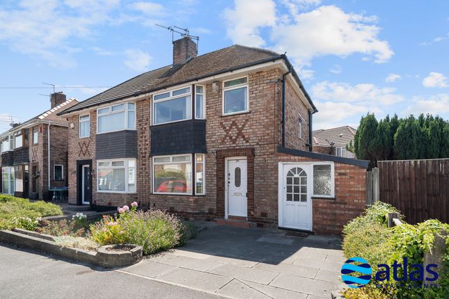 3 bed property, in Glendevon Road, £200,000