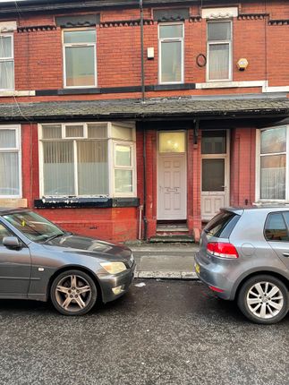 5 bed property, in Rusholme Place, £349,995