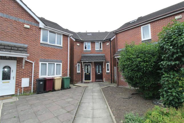 3 bed property, in Rathybank Close, £250,000