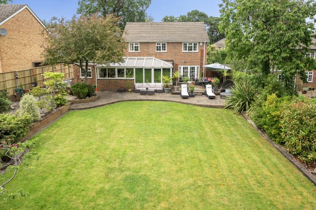4 bed property, in Illingworth, £1,295,000