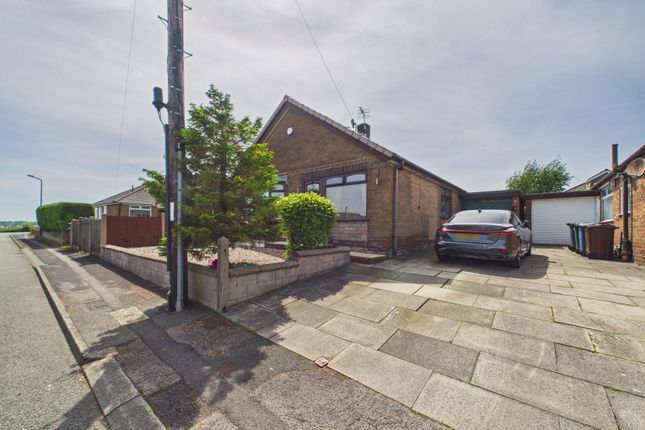 3 bed property, in Brookfield Road, £299,995