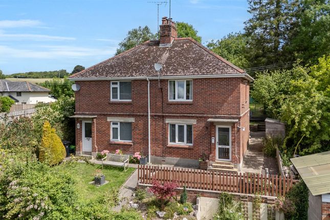 3 bed property, in Dorchester Road, £280,000