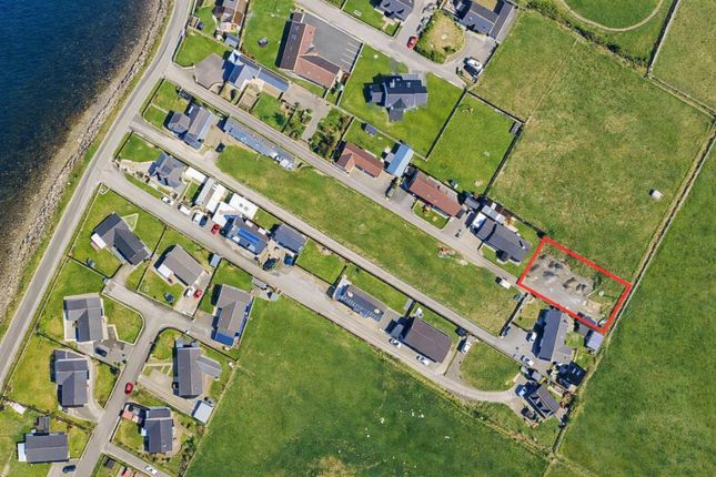 Studio, in Parcel Of Land, £95,000