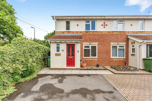 3 bed property, in Watts Close, £320,000