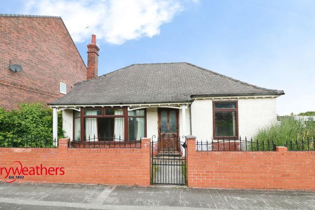 2 bed property, in Princess Road, £140,000