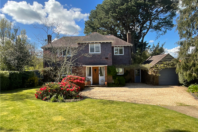 3 bed property, in Fishbourne Lane, £750,000