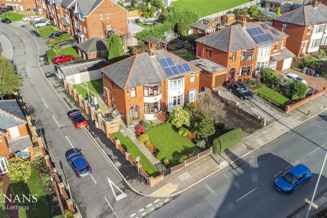 3 bed property, in Bury New Road, £400,000
