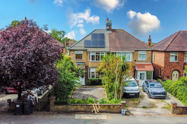 3 bed property, in Ashby Road, £280,000