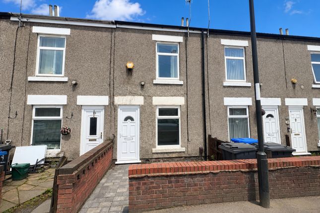 3 bed property, in Hallams Field Road, £155,000