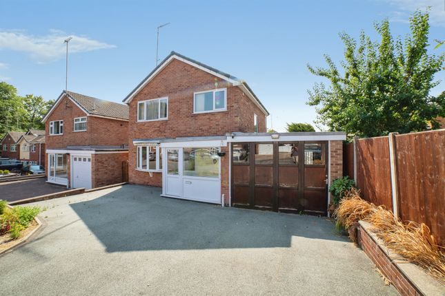 3 bed property, in Amber Grove, £250,000