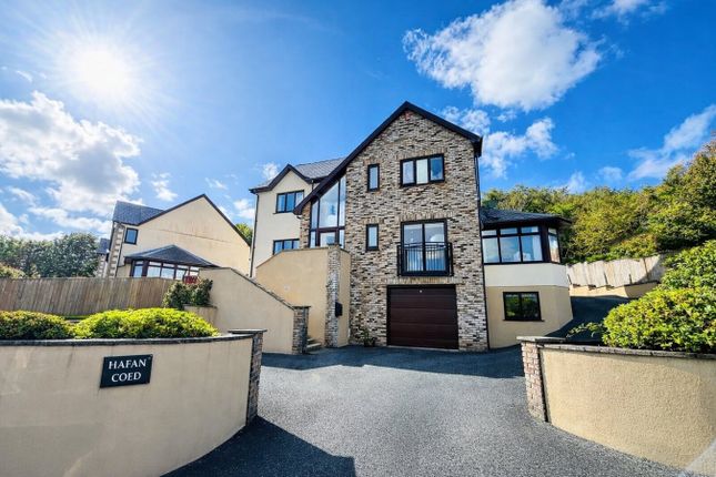 4 bed property, in Forest Road, £455,000
