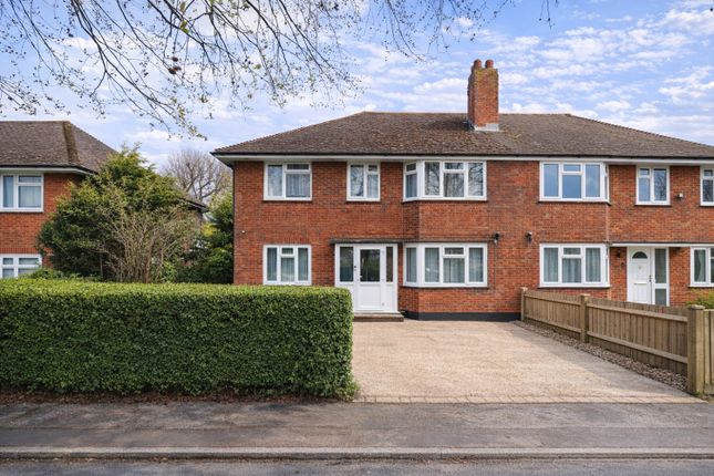 2 bed property, in 103 Milne Park East, £300,000
