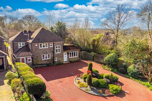 4 bed property, in Holtye Road, £775,000