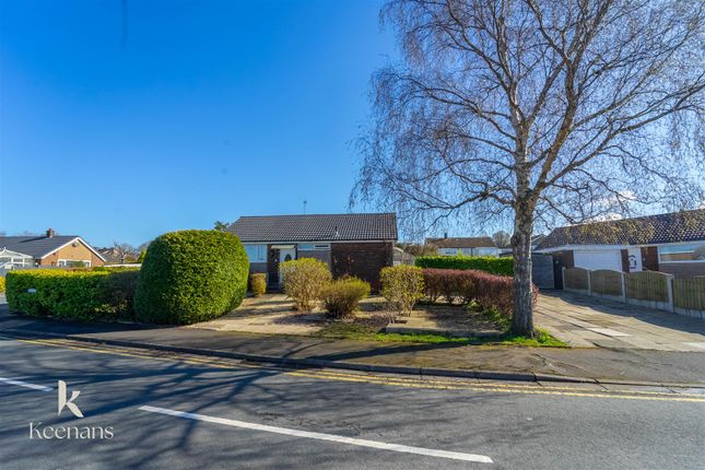 Land, in Kingsdale Avenue, £150,000