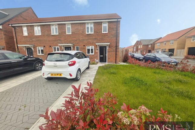 2 bed property, in Poppy Place, £196,995