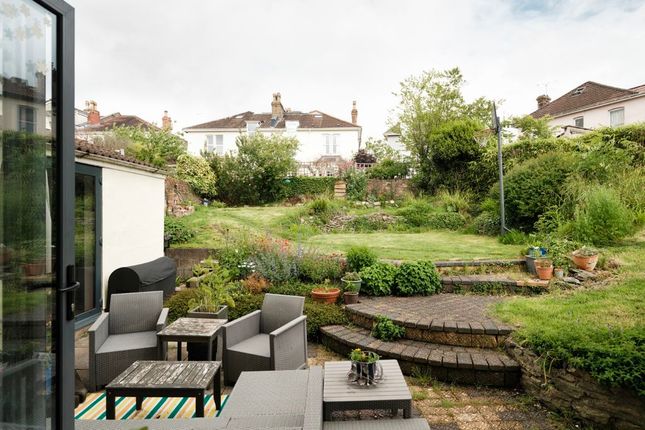5 bed property, in Claremont Road, £1,250,000