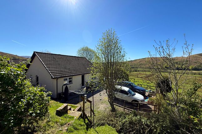 2 bed property, in Hawthorn, £190,000