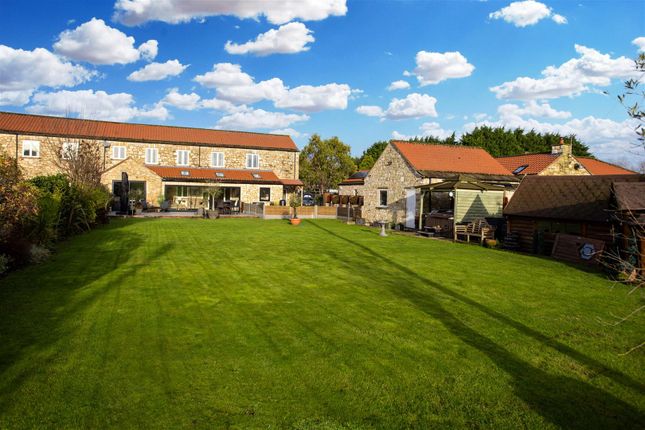 4 bed property, in Newthorpe, £750,000