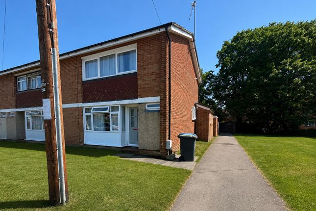 5 bed property, in Ilex Close, £420,000