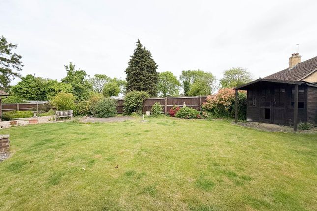 4 bed property, in Station Road, £795,000
