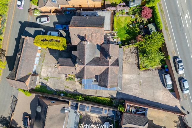 5 bed property, in Halesowen Road, £425,000
