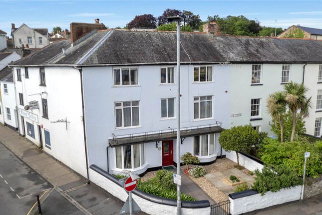 6 bed property, in The Strand, £375,000