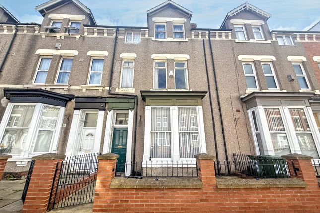 6 bed property, in Hartington Road, £95,000