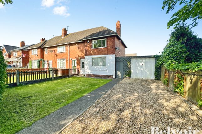 2 bed property, in Walker Road, £190,000