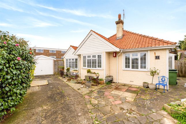 3 bed property, in Seafield Close, £485,000