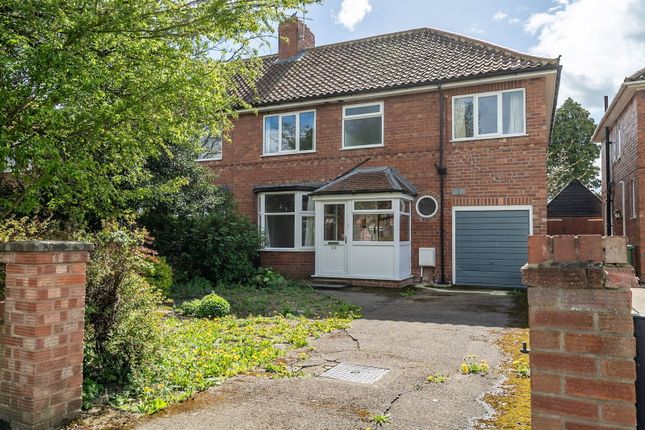 4 bed property, in Fellbrook Avenue, £395,000