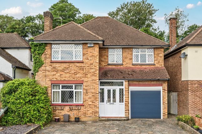 4 bed property, in St. Aubyns Gardens, £875,000