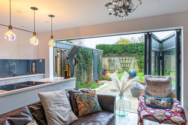 3 bed property, in Offas Lane, £400,000