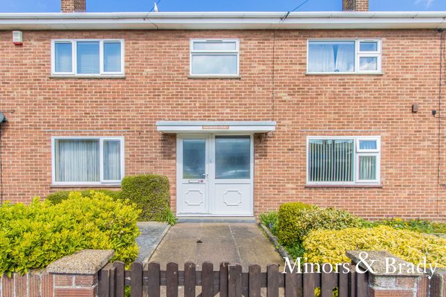 2 bed property, in Hervey Street, £135,000