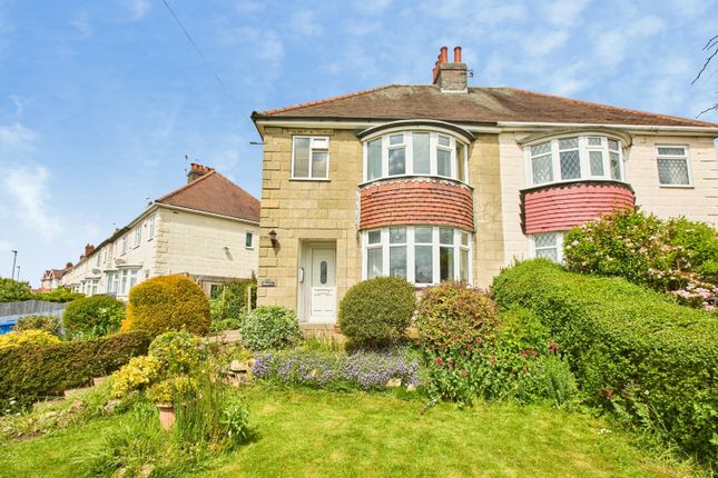 3 bed property, in Albert Road, £190,000