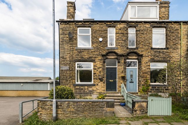3 bed property, in Stanley Street, £190,000