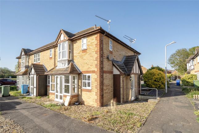 1 bed property, in Yeates Drive, £180,000