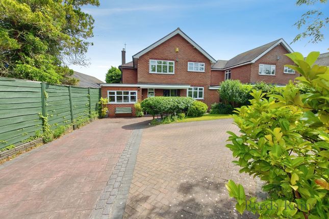 3 bed property, in Knutsford Road, £699,950