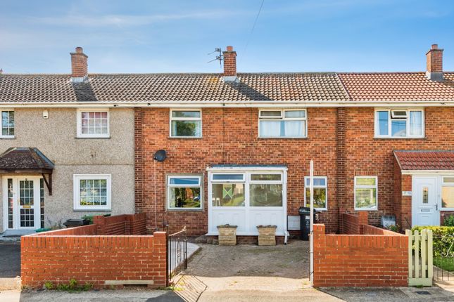 3 bed property, in Pewsham Road, £202,500