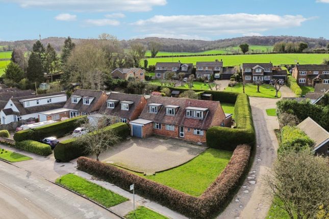 4 bed property, in Warrendene Road, £875,000