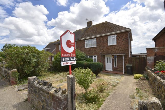 3 bed property, in Kingston Avenue, £300,000