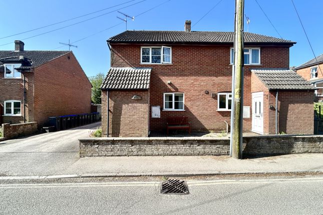 2 bed property, in Station Road, £225,000