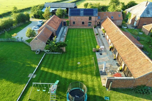 5 bed property, in Woodgate Barns, £1,000,000