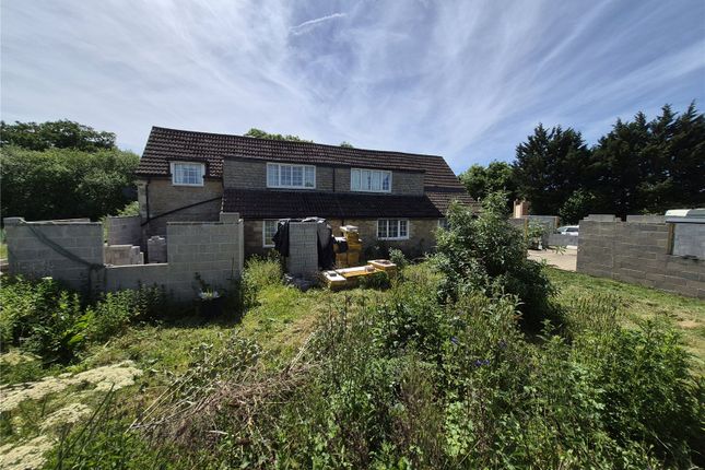 3 bed property, in South Cerney, £425,000