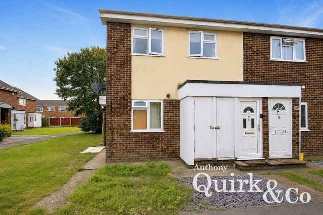 1 bed property, in Castle Walk, £200,000