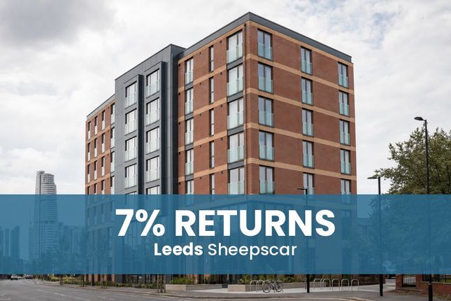 1 bed property, in High Yield Leeds City Apartment 7% Rental Yields Longte, £125,000