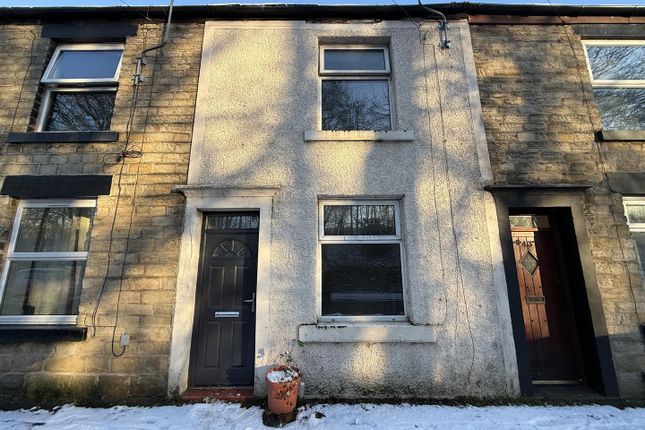 2 bed property, in Cheshire Street, £155,000