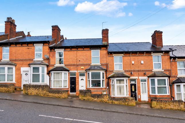 2 bed property, in Hungerhill Road., £150,000