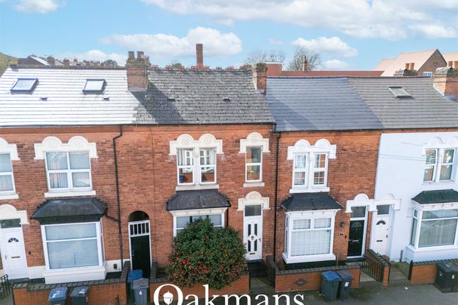 4 bed property, in Wimbourne Road, £275,000