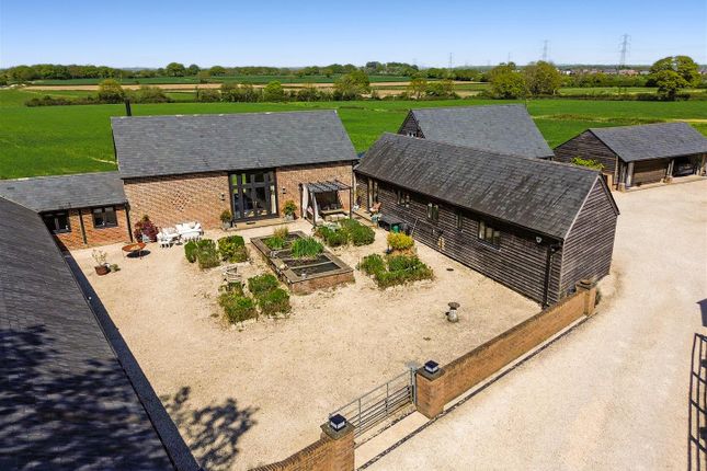 5 bed property, in Newlands Lane, £1,500,000